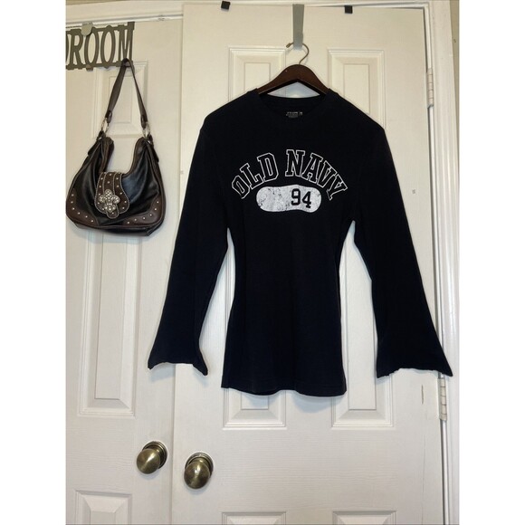 Vintage 2000s Old Navy “94” Black Logo Long Sleeve Tee Y2K Belle Sleeve Medium - Picture 1 of 6